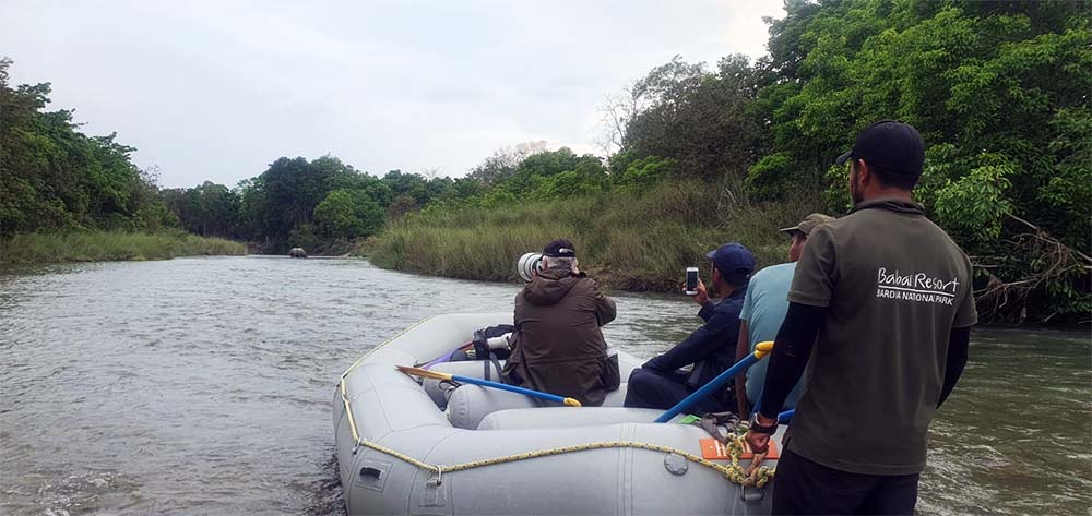 Rafting in Bardia